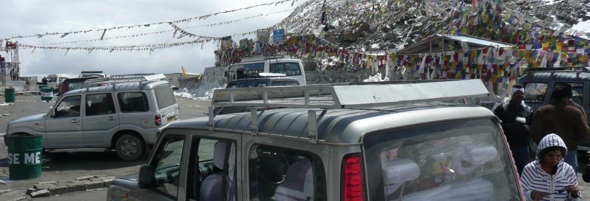 Jeep tour Himalaya